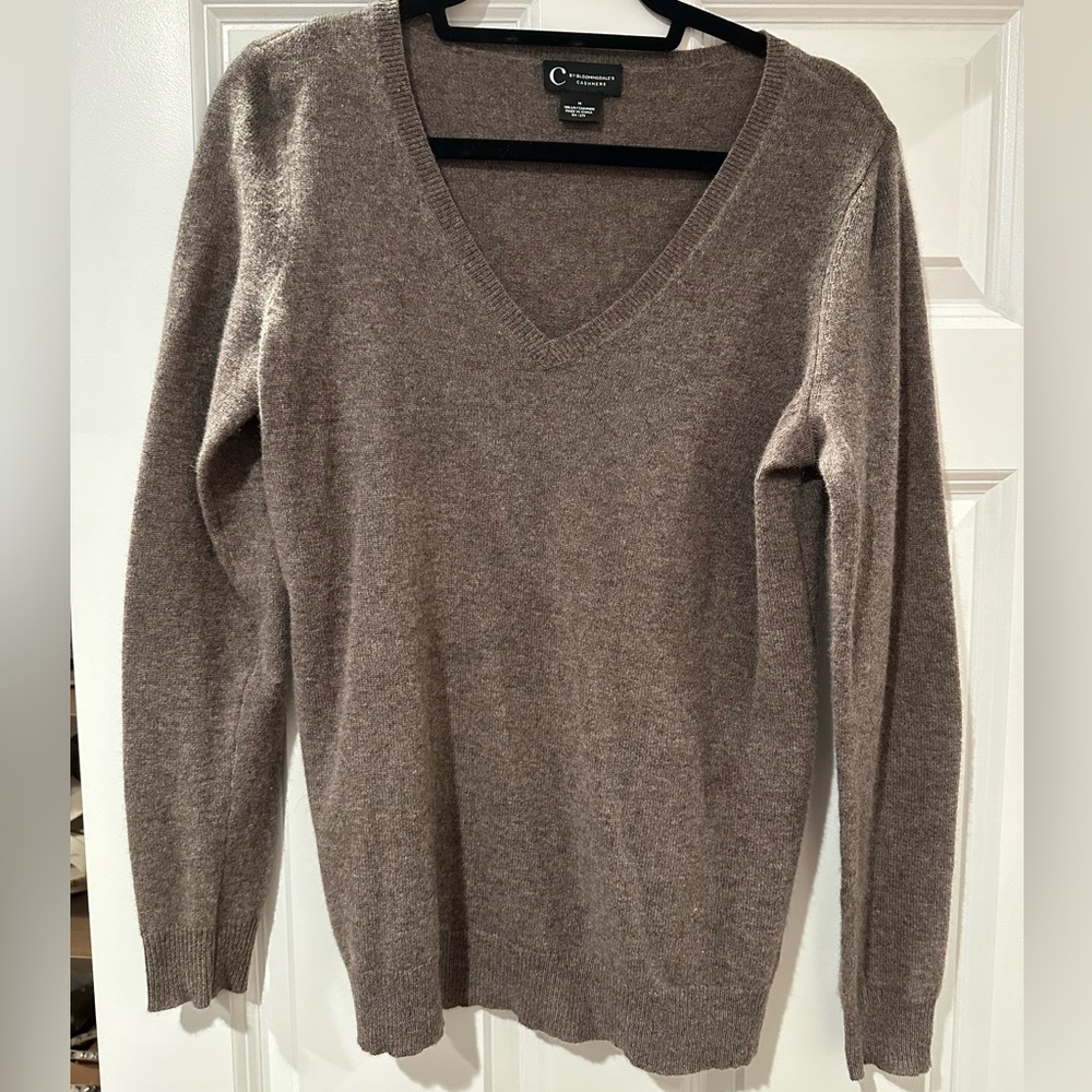 NWOT 100% CASHMERE SWEATER